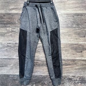 CSG‎ Gray Joggers with Black Mesh Panels Mens Size Medium